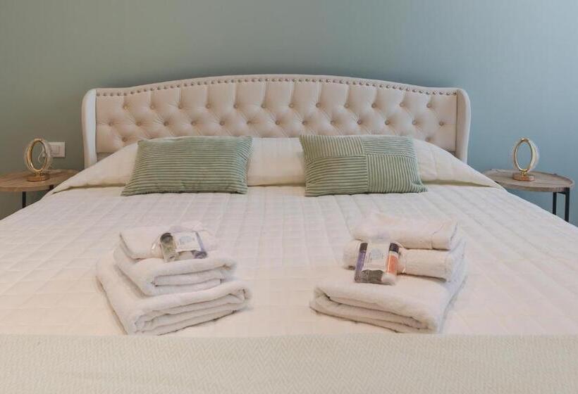 پانسیون Arcobaleno Trieste Via Udine 19