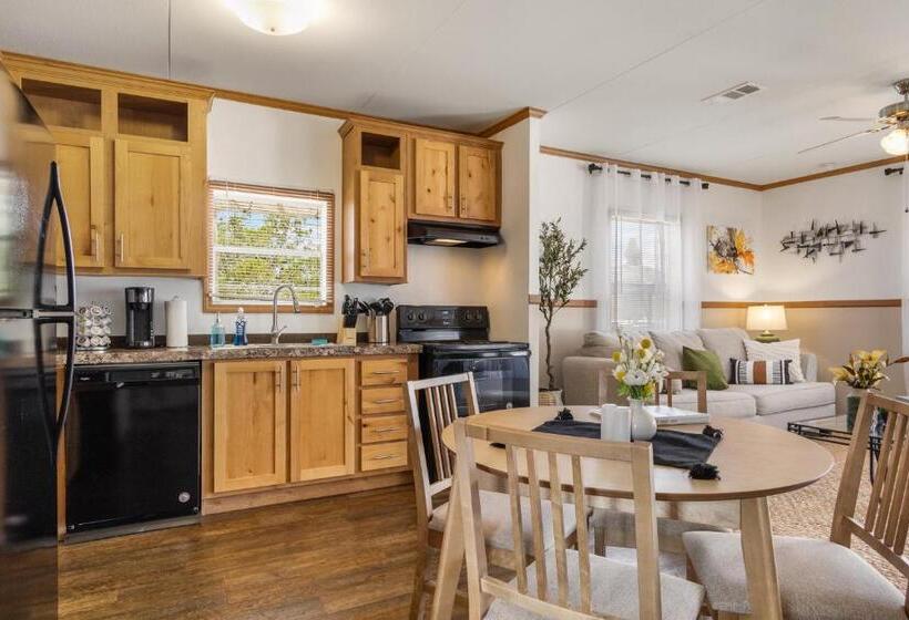 بنسيون Hill Country Memories