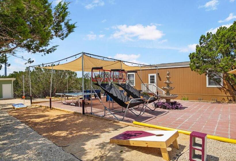 بنسيون Hill Country Memories