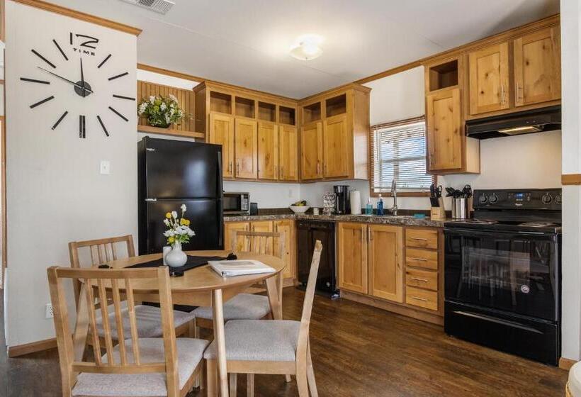 بنسيون Hill Country Memories