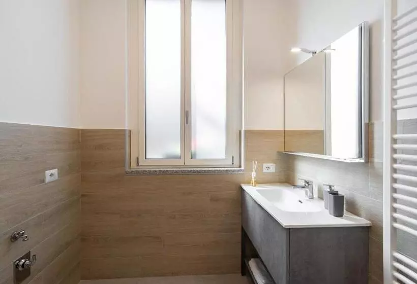 پانسیون Lucy’s House