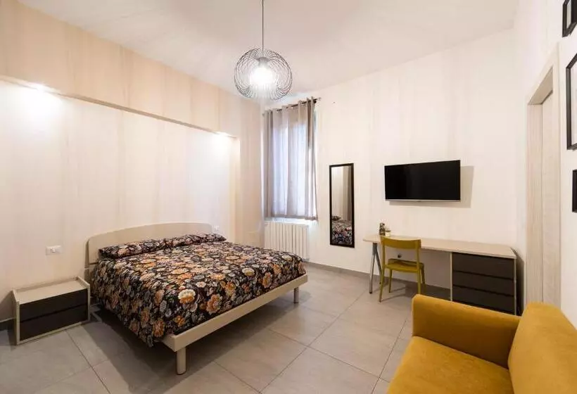 پانسیون Lucy’s House