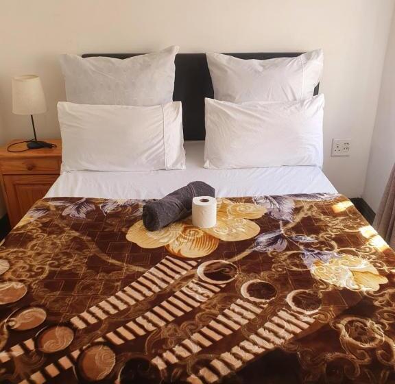 펜션 Ludinz Guest House Self Catering