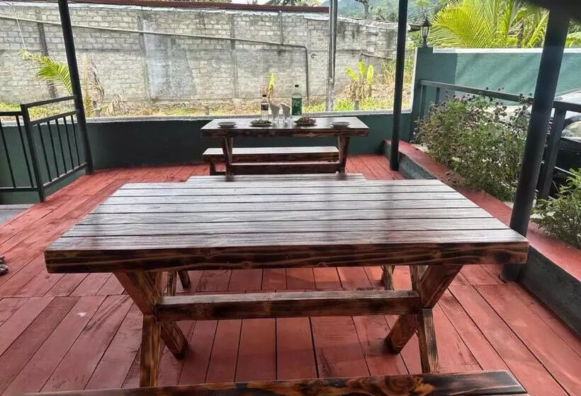 Majatalo Rafting Reach Layathraa