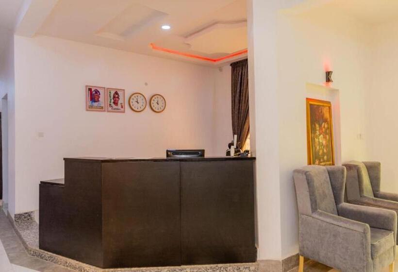 پانسیون Yona Resort Inn