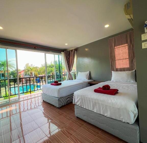 Resort รัตนารีสอร์ท ลันตาน้อย