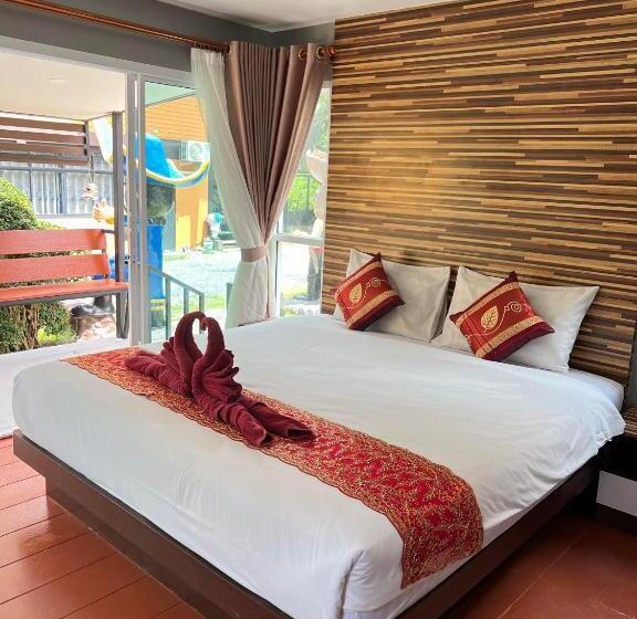 Resort รัตนารีสอร์ท ลันตาน้อย