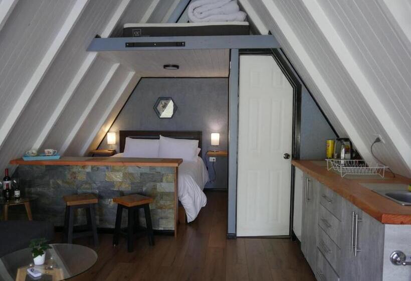 هاستل La Merced