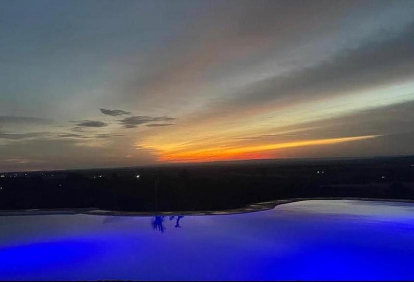 تختخواب و صبحانه Wildlife Enthusiasts