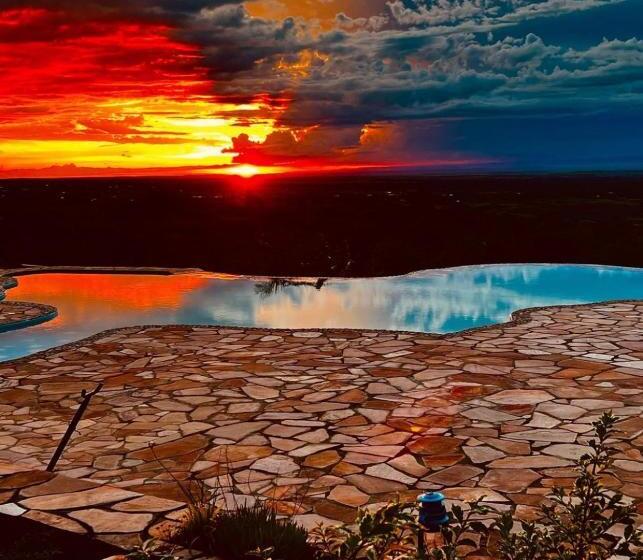 تختخواب و صبحانه Wildlife Enthusiasts