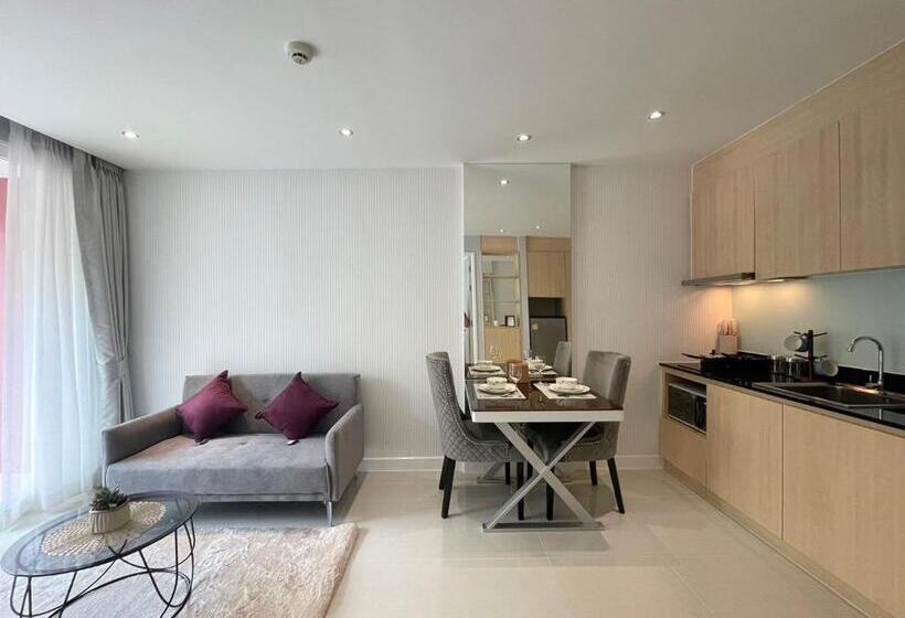 Grande Caribbean Resort Pattaya