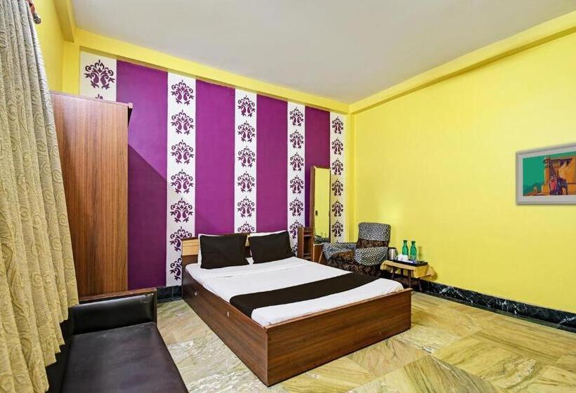 ホテル O Arati House