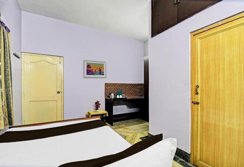 ホテル O Arati House