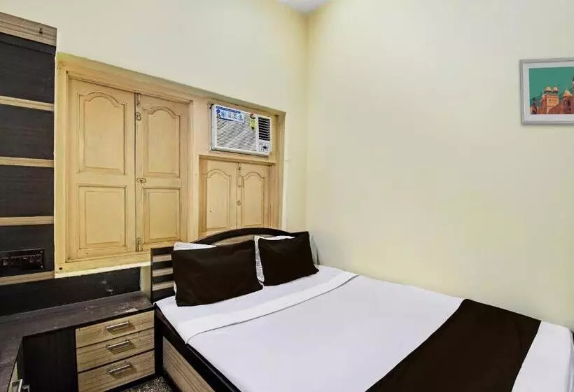 Hotelli O Arati House