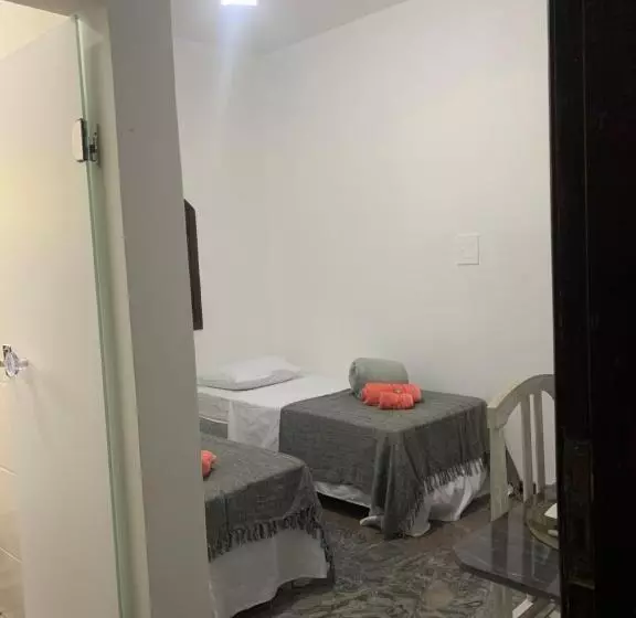 Hotelli Pousada Flat Royal Suíte Stander 2 Camas Box