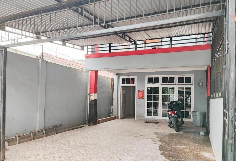 Hotel Reddoorz Syariah Near Transmart Jambi