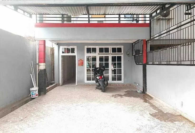 هتل Reddoorz Syariah Near Transmart Jambi