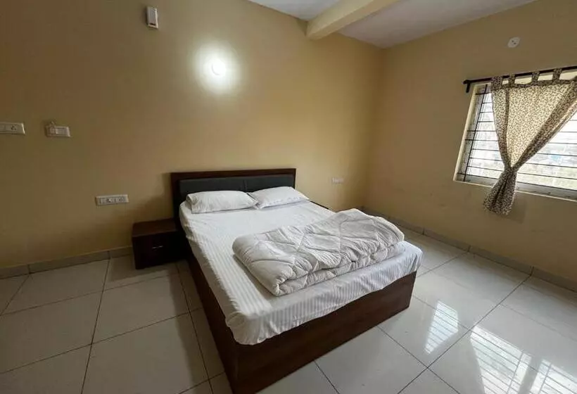 Hotelli Royal Comforts Budigere