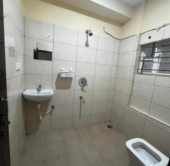 Hotel Royal Comforts Budigere