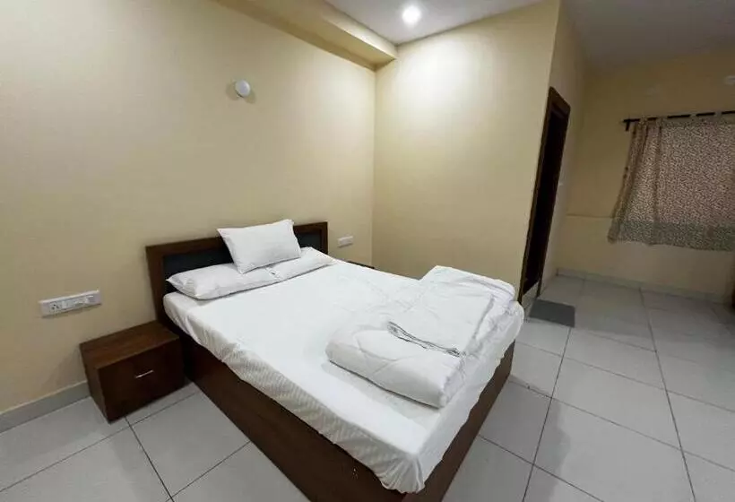 Hotelli Royal Comforts Budigere