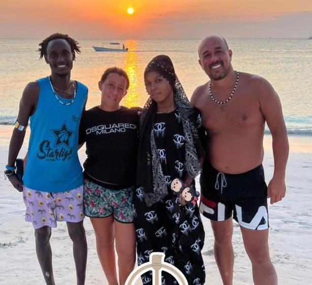 호텔 Villa Peace And Color