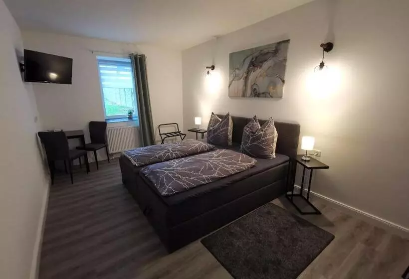 Majatalo Airbnb, Moderne, Ruhige Und Helle Doppelzimmer, Nähe Magdeburg, A14 & A2