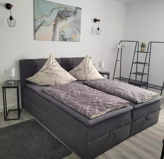 Majatalo Airbnb, Moderne, Ruhige Und Helle Doppelzimmer, Nähe Magdeburg, A14 & A2