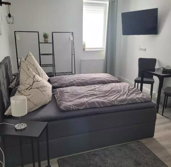Majatalo Airbnb, Moderne, Ruhige Und Helle Doppelzimmer, Nähe Magdeburg, A14 & A2