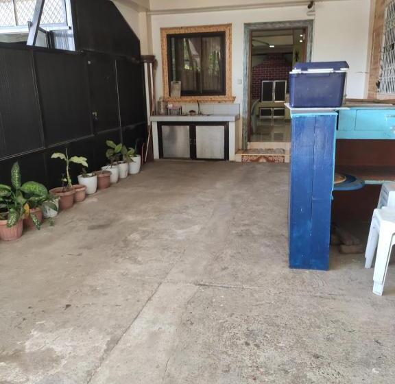 Majatalo Archie S Homestay