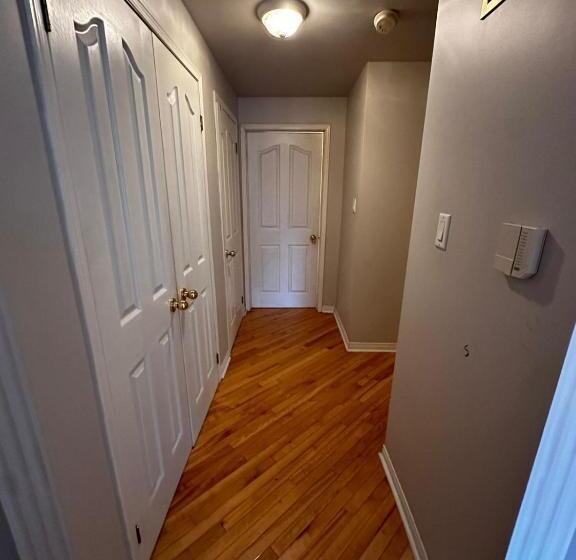 Pension Executive Suite In A Victorian Style Bungalow P4b