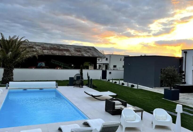 Пансион Magnifique Grange Rénovée Au Coeur De La Champagne