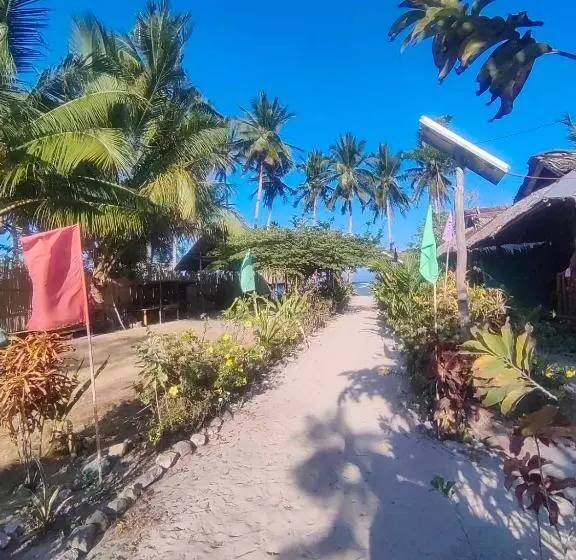 ベッドアンドブレックファースト Buluang Native Beach Resort