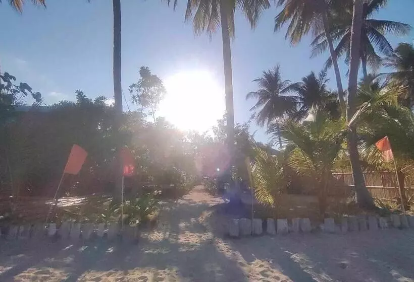 ベッドアンドブレックファースト Buluang Native Beach Resort