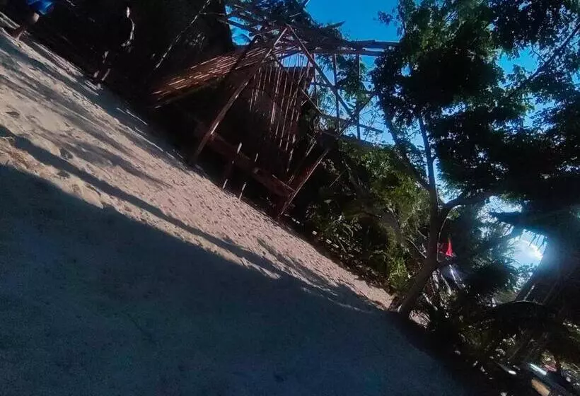 ベッドアンドブレックファースト Buluang Native Beach Resort