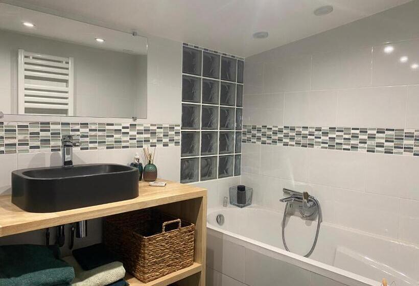 مبيت وإفطار 2 Chambres Dans Villa Avec Spa Et Piscine