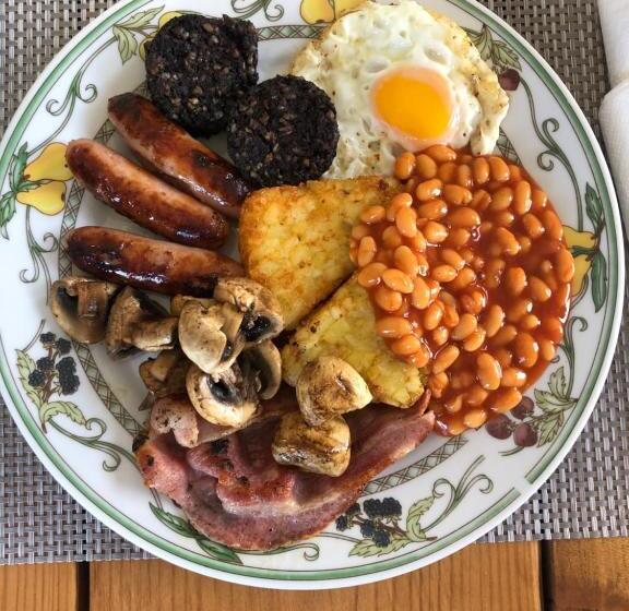 مبيت وإفطار Cois Na Mara Bridges Of Ross V15 T677