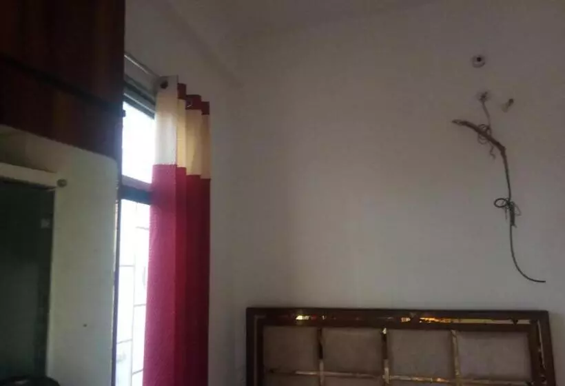 Hotelli Aditya Paradise