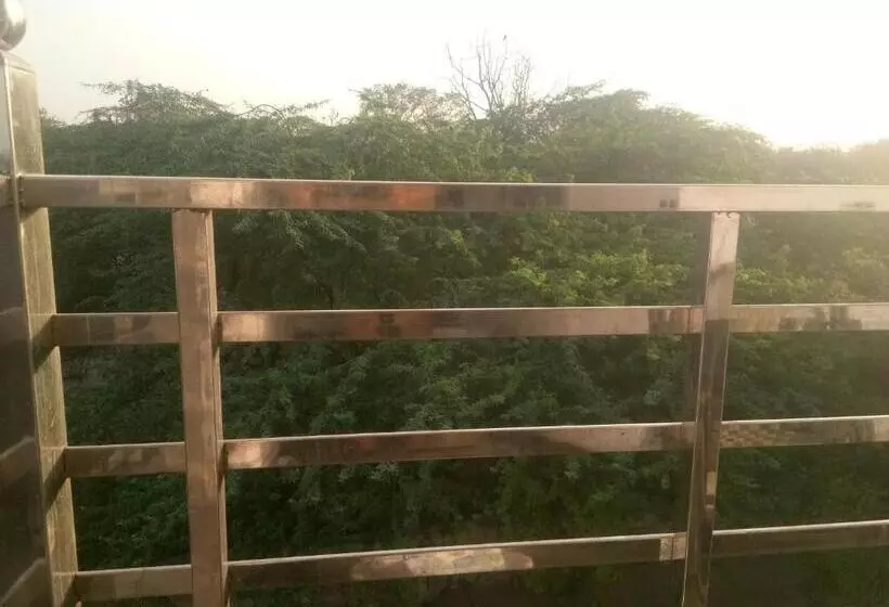 Hotelli Aditya Paradise