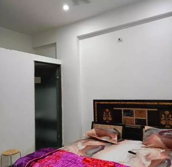 Hotelli Aditya Paradise