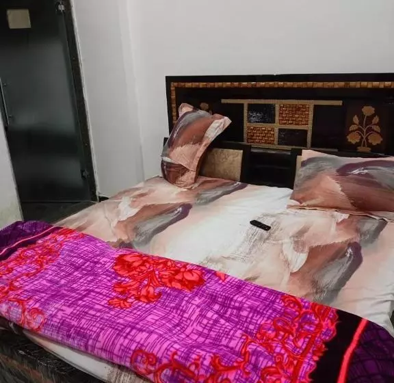 Hotelli Aditya Paradise