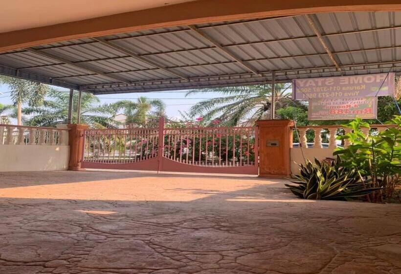 Otel Oyo 90966 Family Homestay