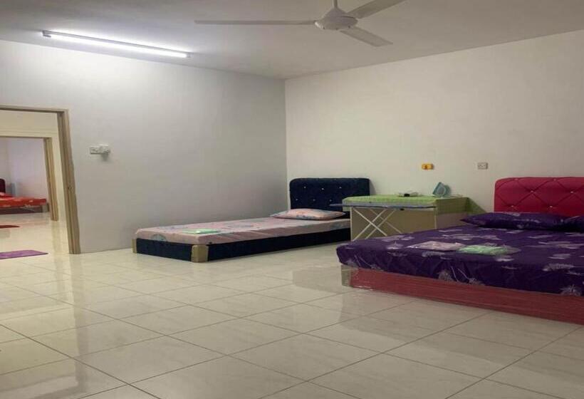 Otel Oyo 90966 Family Homestay