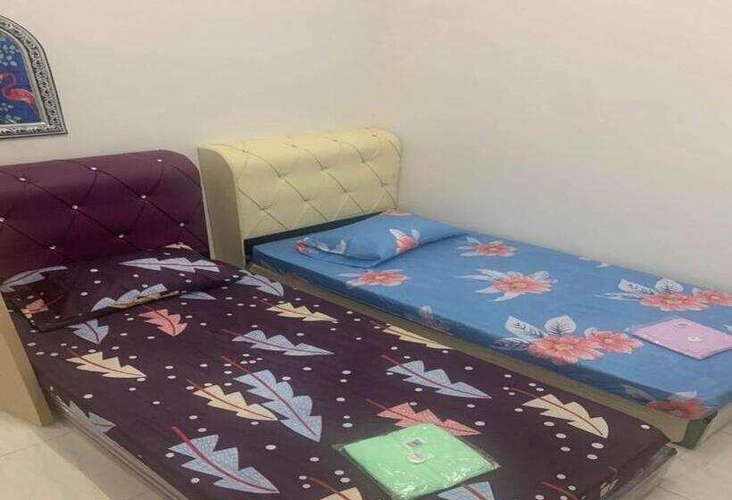 Otel Oyo 90966 Family Homestay