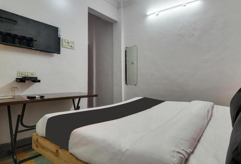 Hotel Oyo Aai Bunglow