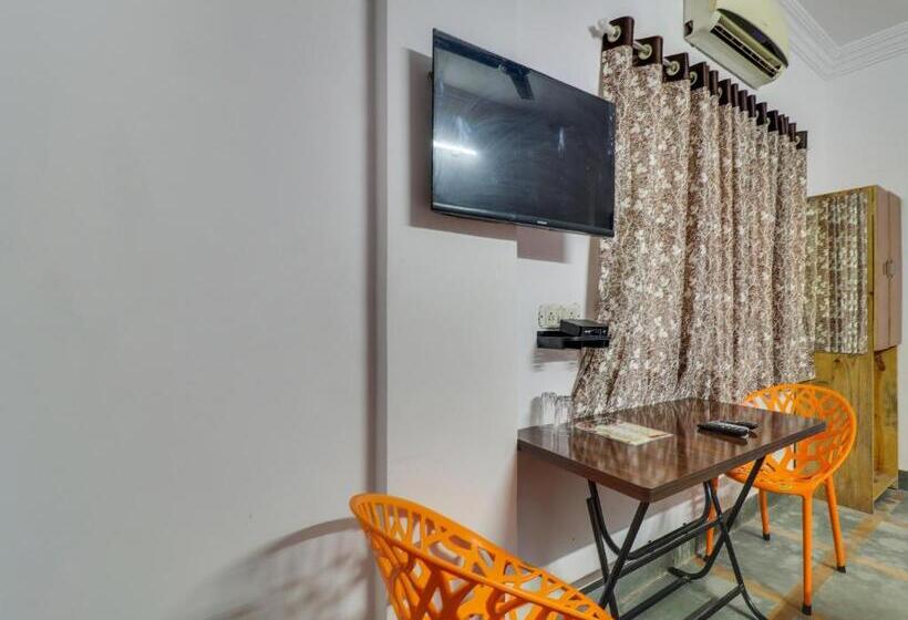 Hotel Oyo Aai Bunglow