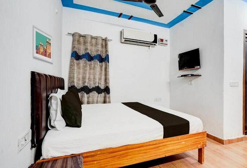 Hotel Oyo Premier Jim Corbett Home Stay