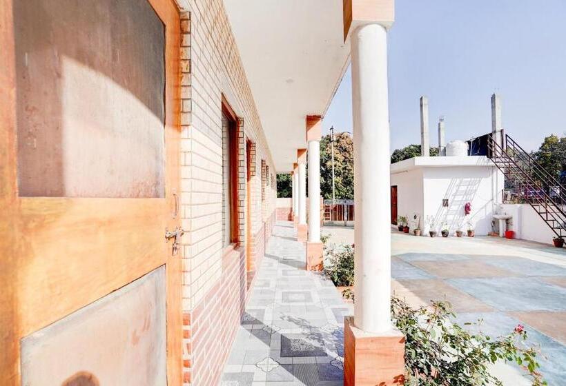 Hotel Oyo Premier Jim Corbett Home Stay