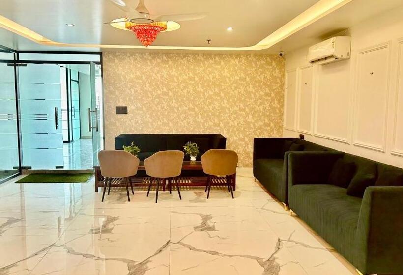 Hotel Raksha Suites & Banquet Greater Noida