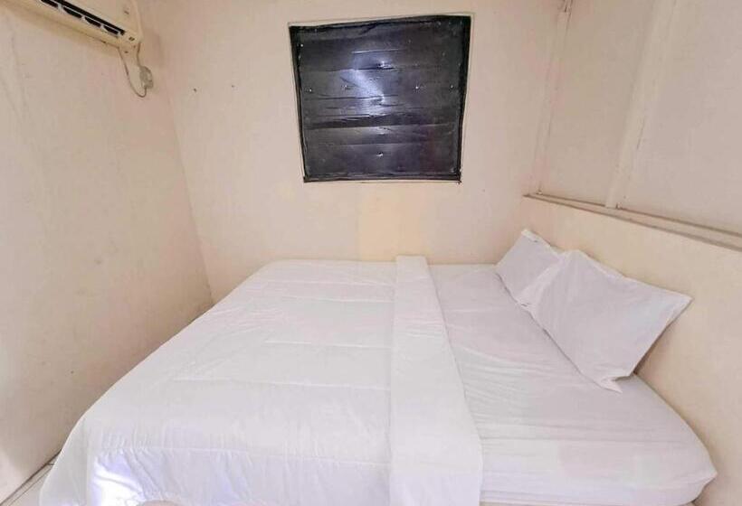 Hotel Spot On 93840 Guest House Amanda Syariah