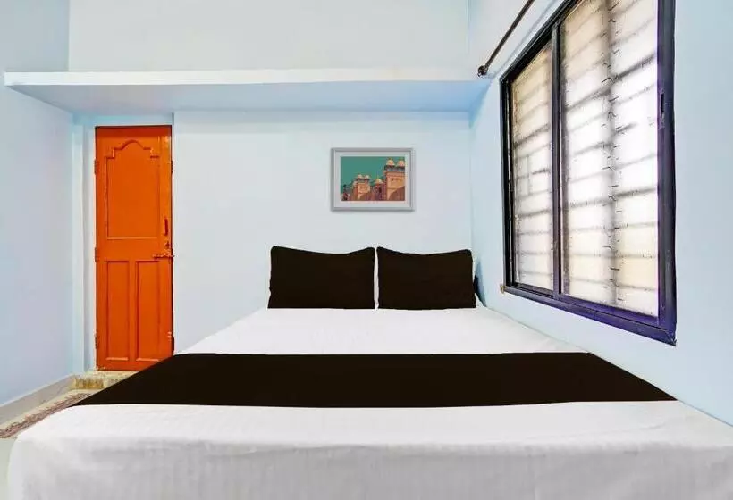 Hotelli O Arnav Gold